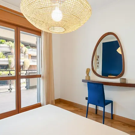 Apartment Amsterdam Design + Posto Auto Rome