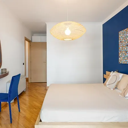 아파트 Amsterdam Design + Posto Auto *