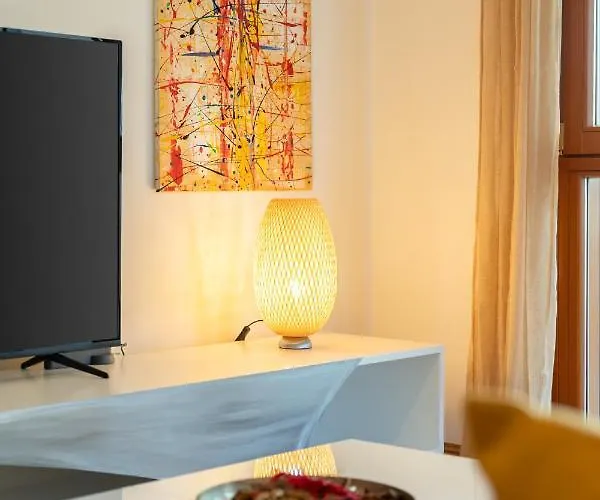 Amsterdam Design + Posto Auto Apartment Rom