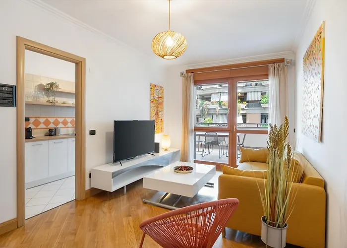 Amsterdam Design + Posto Auto